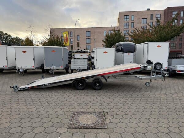 PKW Anhänger Fabrikat Lorries Typ PLI-27 4521